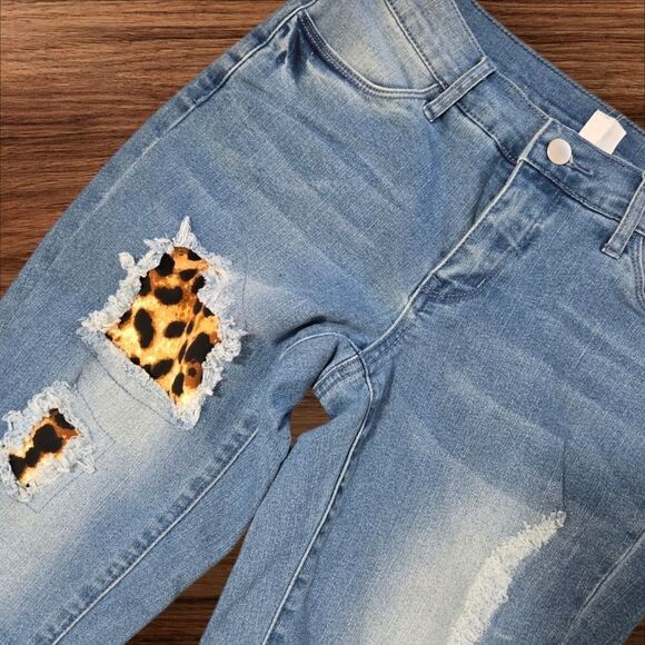 Venus Animal Print Patched Distressed Skinny Jeans - Picture 3 of 4